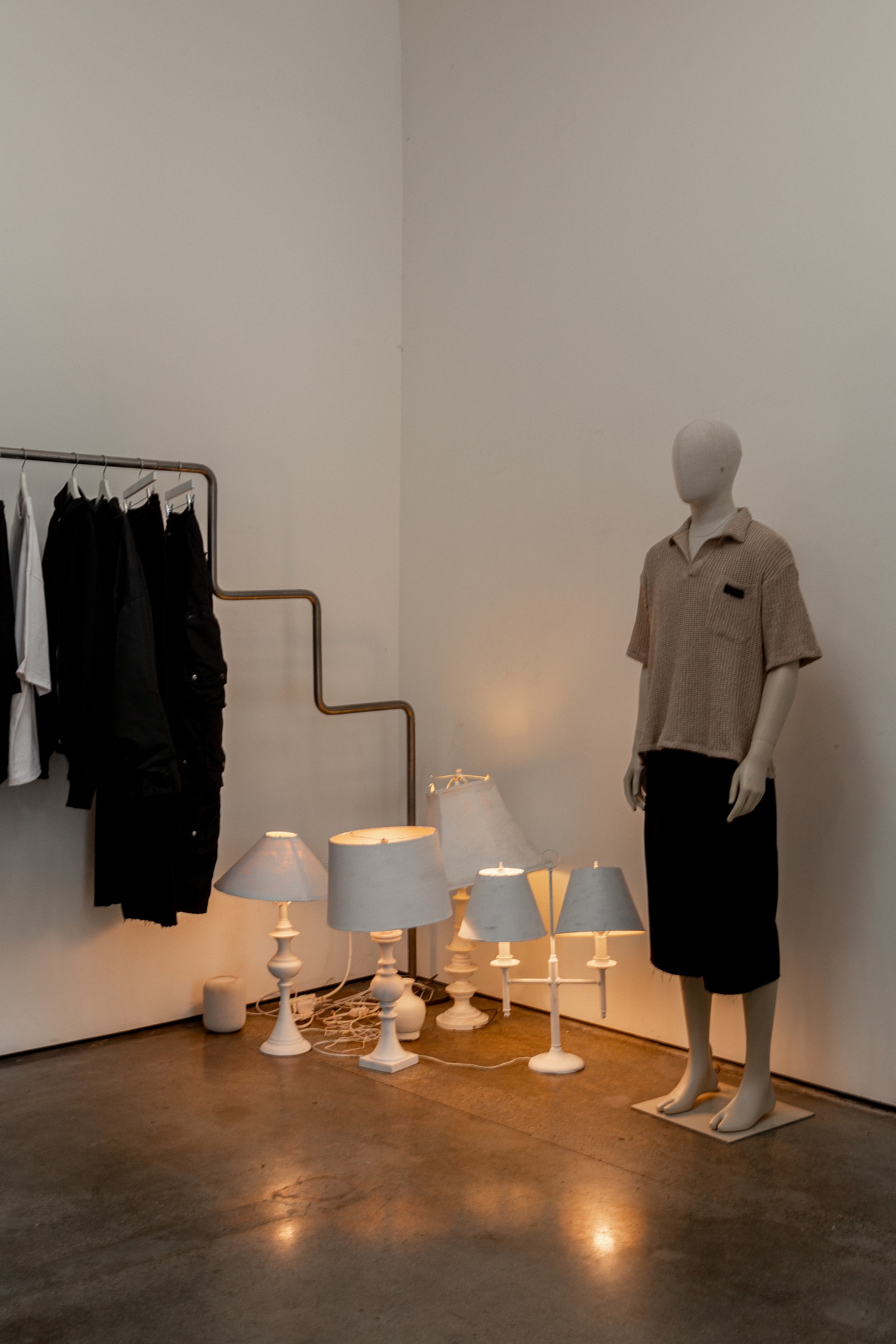 Lamp installation with mannequin